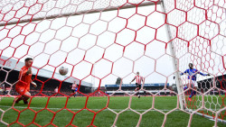 FA Cup, West Ham Digasak West Brom, Leicester ke 16 Besar