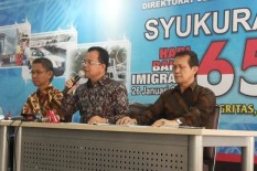 Harun Masiku Belum Ditemukan, Yasonna Copot Ronny Sompie
