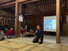 UMY Bekali Orang Tua di Seropan 3 Bantul Cara Menggunakan Gadget Secara Sehat