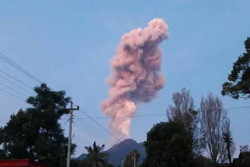 Merapi Meletus Kamis Pagi, Gemuruh Terdengar hingga Kampung 3,5 Km dari Puncak