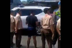 Viral, Gagal Motret Jokowi Gegara Jadi Korban Ulah Iseng Teman