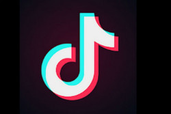Artis Bollywood Kegandrungan TikTok 'Bagaikan langit' Melly Goeslaw