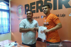Persiraja Kontrak Gelandang Timnas Lebanon