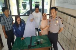  Nenek-Nenek Anggota Komplotan Pencopet Tantang Sumpah Pocong, Begini Reaksi Polisi