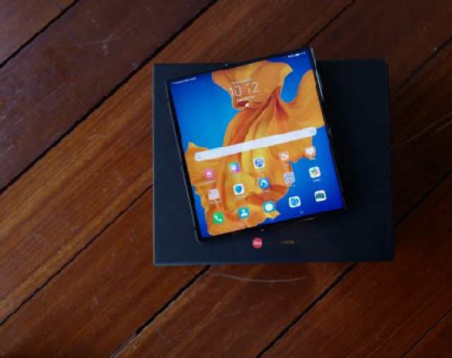 Dirilis Huawei, Ini Spesifikasi Ponsel Lipat Mate Xs