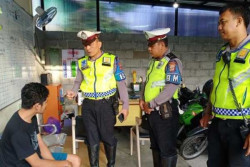 Main Tiktok di Underpass Kentungan, 4 Pemuda Ditilang