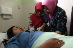 RSU Mitra Paramedika Ajak Warga KB Gratis