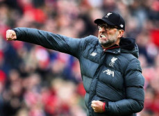 Tinggal 2 Kemenangan Lagi, Liverpool Akan Akhiri 30 Tahun Puasa Gelar di Liga Inggris