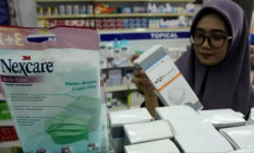 Masker Langka, Dokter Ini Sarankan Warga Membuat Masker Sendiri, Begini Caranya