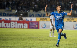 Sempat Unggul Cepat, PSS Sleman Kalah 1-2 dari Persib 