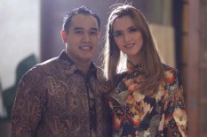Pamer Paha di Tengah Wabah Corona, Nia Ramadhani Dikritik Warganet
