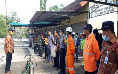Pemerintah Desa Mulai Larang Hajatan hingga Bangun Posko