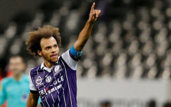 Everton & West Ham Minati Striker Anyar Barcelona
