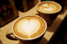 Kurangi Kopi dan Makanan Pedas saat Isolasi Diri