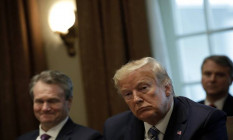 Donald Trump Lakukan Tes Kedua Virus Corona