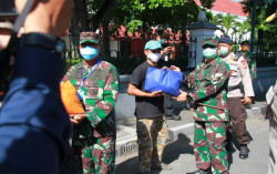 Ribuan Sembako Dibagikan ke Warga Terdampak Corona di Sleman