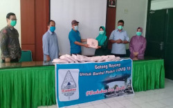 Paguyuban Warkaban Sumbang 250 APD ke 17 Puskesmas dan 3 RS di Bantul