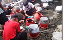 Cegah Penyebaran Virus Corona, Kampung di Jogja Ini Pasang Gentong Cuci Tangan di Depan Setiap Rumah 