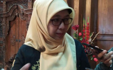 Komisioner KPAI yang Bilang "Wanita Berenang Bersama Laki-laki Bisa Hamil" Dipecat Presiden