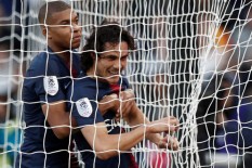 Inter Inginkan Tenaga Cavani