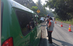 Perbatasan Kulonprogo-Magelang Mulai Dijaga, Pengendara Diperiksa