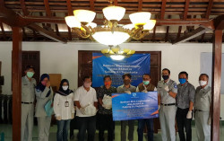 Ribuan Kru Jasa Transportasi Belum Tersentuh Bantuan