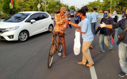 Kesadaran Mengenakan Masker Rendah, PAN Turun ke Jalan