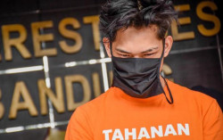 Youtuber yang Ngeprank Sembako Sampah Dibully di Sel
