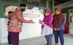 Zakat Profesi PNS Disalurkan untuk Siswa Yatim Piatu