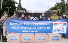 Indomaret Sumbang 2.160 Masker untuk Satgas Covid-19 UGM