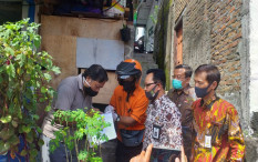 Salurkan Bantuan Tunai, Pemkot Datangi Langsung Rumah Warga