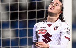 Mantan Bek Milan Diego Laxalt Berpotensi ke Rusia