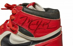 Dilelang, Sepatu Air Jordan 1 Milik Michael Jordan Laku Rp8,2 Miliar 