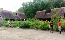 Warga Gunungkidul Reaktif Covid-19 Akan Dikarantina di Tengah Hutan