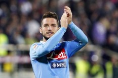 Napoli Tak Ingin Lepas Dries Mertens ke Inter Milan