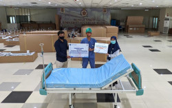 RSA UGM Terima Bantuan 107 Bed untuk Pasien Covid-19 dari Umat Budha