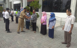 DPMPT Kulonprogo Bantu Masyarakat Terdampak Corona