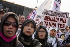 Ada Wabah Corona, Guru Honorer Tertekan