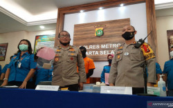 Artis DS Konsumsi Ganja Sejak Sebulan