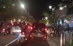 Lalu Lintas Malioboro Padat, Pengunjung Abaikan Jaga Jarak