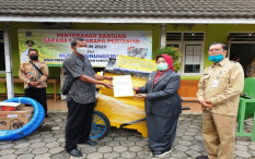 Dongkrak Produktivitas Pertanian, Pemkab Gunungkidul Bagikan Puluhan Alsintan