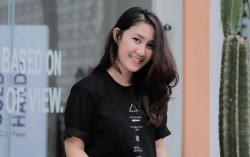 Ini Keinginan Besar Yossy, Bakul Gorengan Cah Ayu di Jl. Kaliurang yang Jadi Buah Bibir 