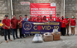 Warga Tionghoa Jogja Serahkan Bantuan untuk PMI DIY