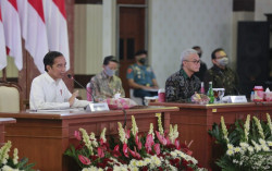 Kunker Presiden, Ganjar Paparkan Progres Penanganan Covid-19 Jateng