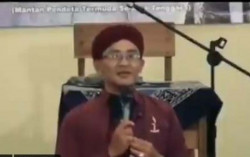Heboh Pria Mualaf Ngaku Anak Kardinal, Warganet: Punya Istri Aja Kagak