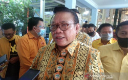 Agung Laksono Berharap Isu Reshuffle Memicu Kabinet Bekerja Lebih Keras
