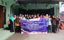 Dorong Keterlibatan Perempuan dalam Ekonomi Keluarga, UMY Gelar Pelatihan Membatik