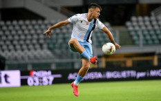 Gigit Pemain Lecce, Bek Lazio Diskors 4 Laga