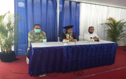 UNY Beri Gelar Doktor Honoris Causa Menteri Desa PDTT
