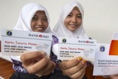 Corona, Ratusan Orangtua Murid Terpaksa Jaminkan KJP untuk Dapat Pinjaman